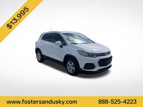 Used 2020 Chevrolet Trax LS w/ Tint and Cruise Package FWD image 7