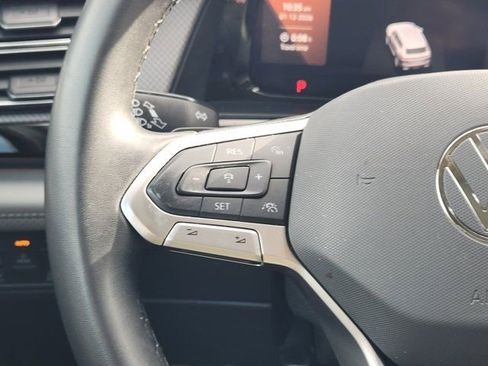 Used 2024 Volkswagen Atlas Peak Edition SEL image 30