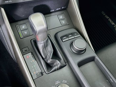 Used 2016 Lexus IS 300 AWD image 23