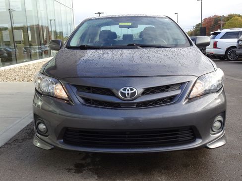 Used 2012 Toyota Corolla S image 7