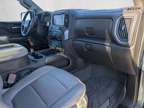 Used 2019 Chevrolet Silverado 1500 LT Trail Boss image 17
