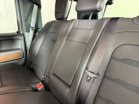 Used 2025 Mercedes-Benz G 63 AMG 4MATIC image 64