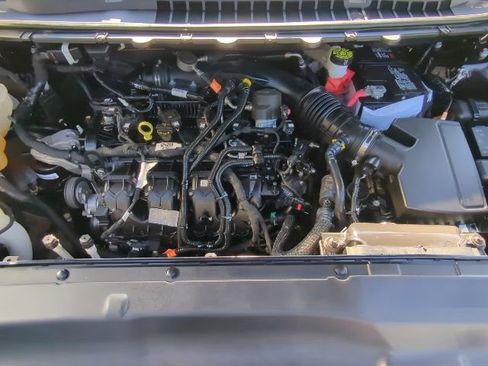 Used 2024 Ford Edge Titanium image 32