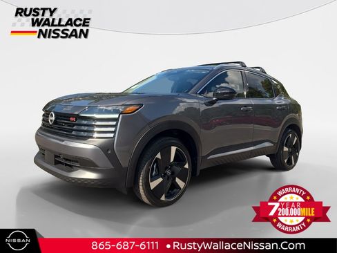 New 2026 Nissan Kicks SR w/ Cold Weather Package image 1