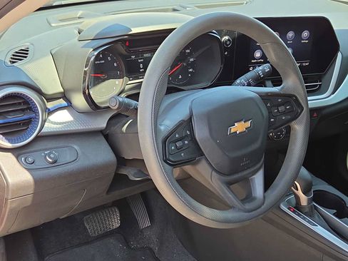 Used 2024 Chevrolet Trax LS FWD image 10