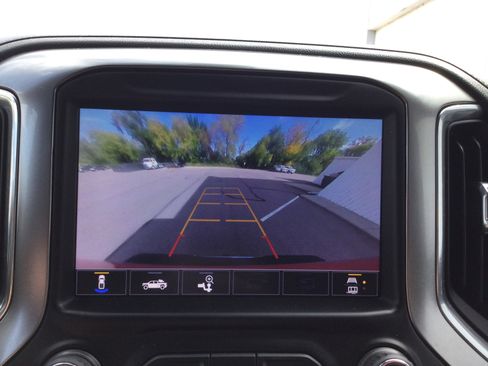 Used 2022 Chevrolet Silverado 2500 LTZ w/ Gooseneck/5TH Wheel Package image 11