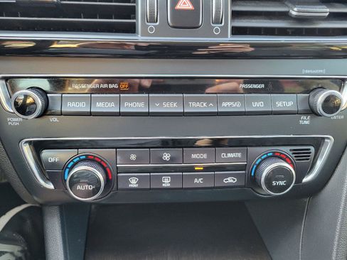 Used 2018 Kia Optima EX w/ Premium Package FWD image 22