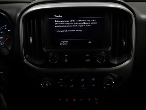Used 2020 Chevrolet Colorado LT w/ Safety Package AWD/4WD image 18