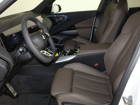 New 2025 BMW X3 xDrive30i w/ Premium Package image 5