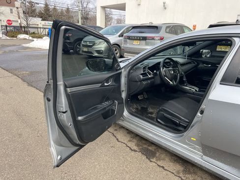 Used 2020 Honda Civic Sport image 23