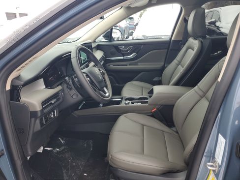 New 2026 Lincoln Corsair Premiere image 12