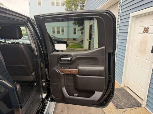 Used 2019 GMC Sierra 1500 Denali w/ Driver Alert Package II AWD/4WD image 39