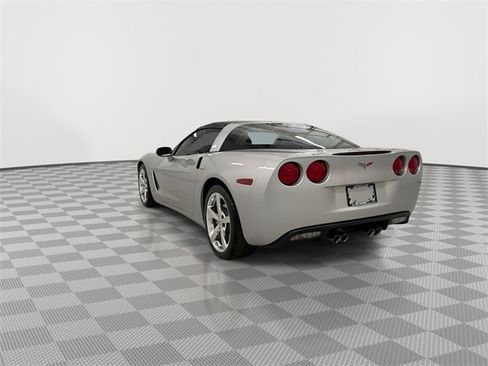 Used 2008 Chevrolet Corvette Coupe w/ Preferred Equipment Group image 8