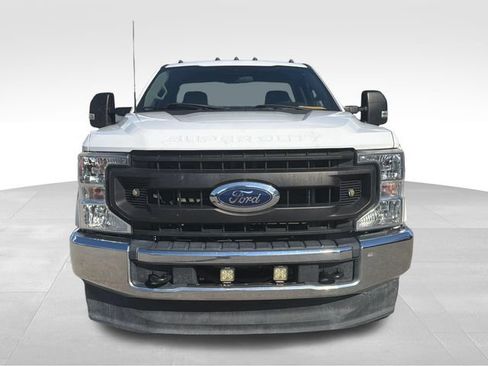 Used 2022 Ford F350 XL w/ Power Equipment Group AWD/4WD image 2