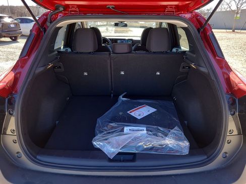 New 2026 Nissan Kicks SV w/ SV Premium Package FWD image 7