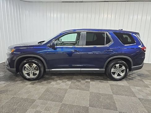 Used 2025 Honda Pilot EX-L image 5