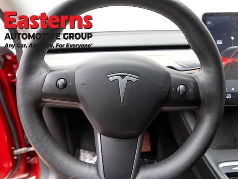 Used 2021 Tesla Model Y Long Range AWD/4WD image 10