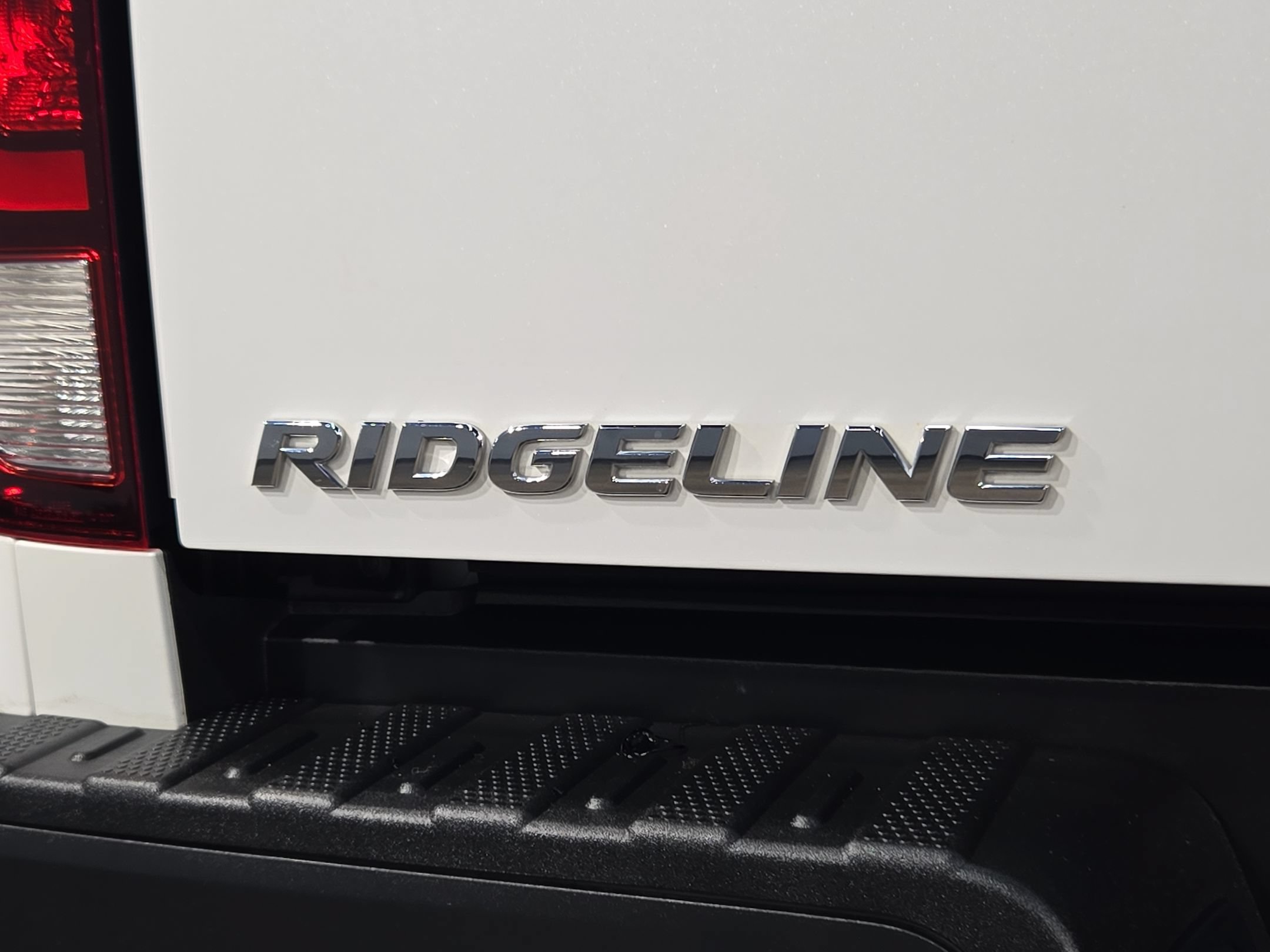 Used 2021 Honda Ridgeline Black Edition image 38