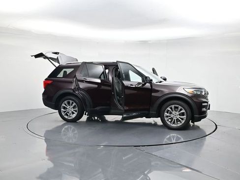 Certified 2023 Ford Explorer Limited w/ Equipment Group 301A image 52