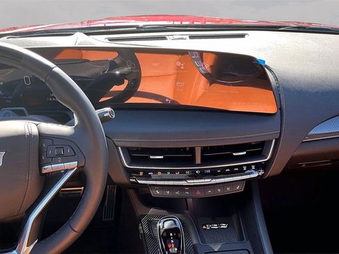 Certified 2025 Cadillac CT5 V w/ Platinum Package image 9