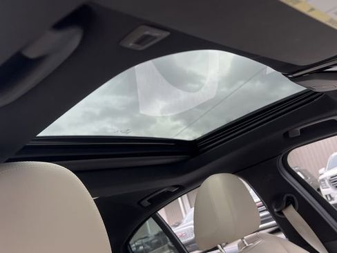 Used 2021 BMW 330i Sedan w/ Convenience Package image 32