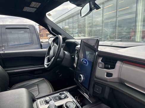 Used 2022 Ford Expedition Timberline image 7