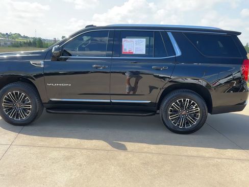 Used 2025 GMC Yukon Elevation w/ LPO, Elevation Black Package AWD/4WD image 6