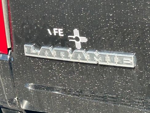 Used 2025 RAM 1500 Laramie AWD/4WD image 6