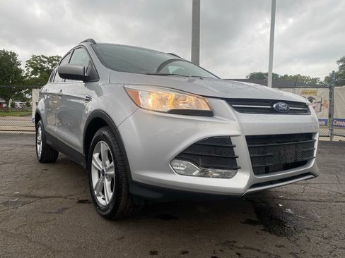 Used 2014 Ford Escape SE w/ Leather Comfort Package AWD/4WD image 30