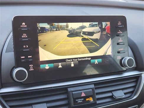 Certified 2022 Honda Accord Touring image 24