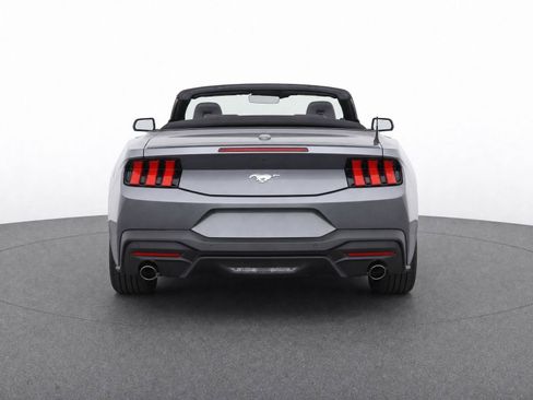 Used 2025 Ford Mustang Premium RWD image 7