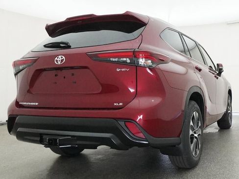 New 2026 Toyota Highlander XLE image 24