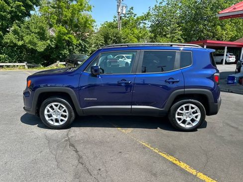 Used 2020 Jeep Renegade Latitude w/ Cold Weather Group AWD/4WD image 3
