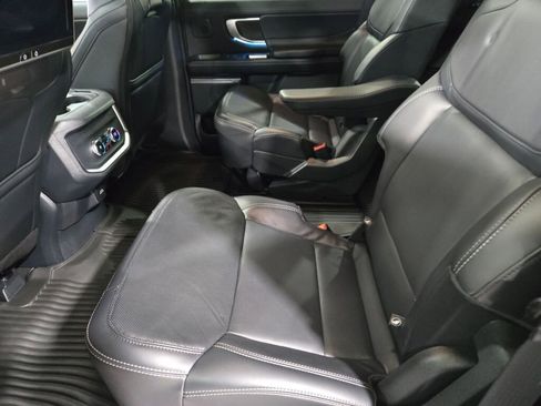 Used 2025 Ford Expedition Platinum w/ Stealth Performance Package image 26