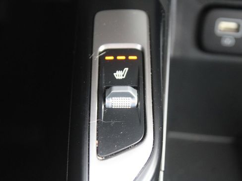 Certified 2021 Kia Sorento S image 39