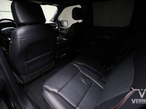 Used 2022 Ford F150 Lariat w/ Equipment Group 502A High AWD/4WD image 9