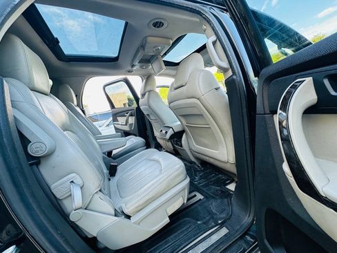 Used 2011 GMC Acadia Denali FWD image 20