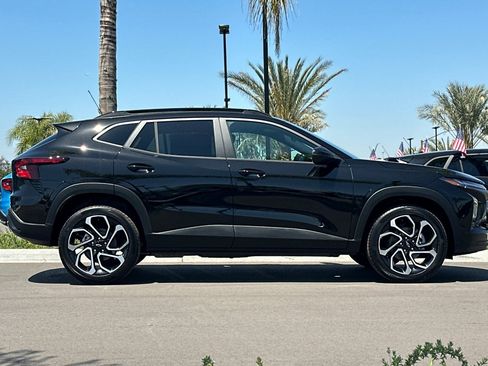 New 2026 Chevrolet Trax RS w/ Driver Confidence Package FWD image 3