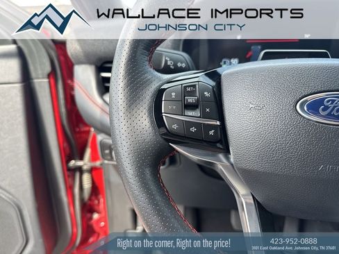 Used 2025 Ford Explorer ST-Line w/ ST-Line Street Pack AWD/4WD image 29