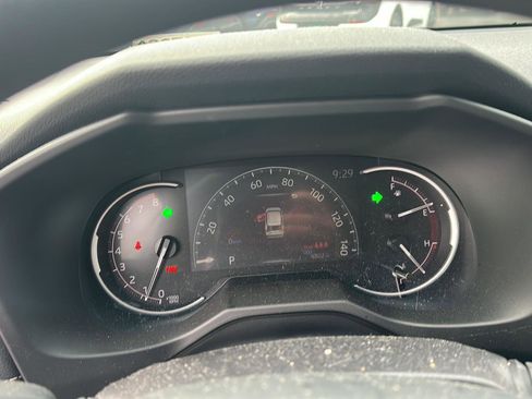 Certified 2025 Toyota RAV4 LE image 7