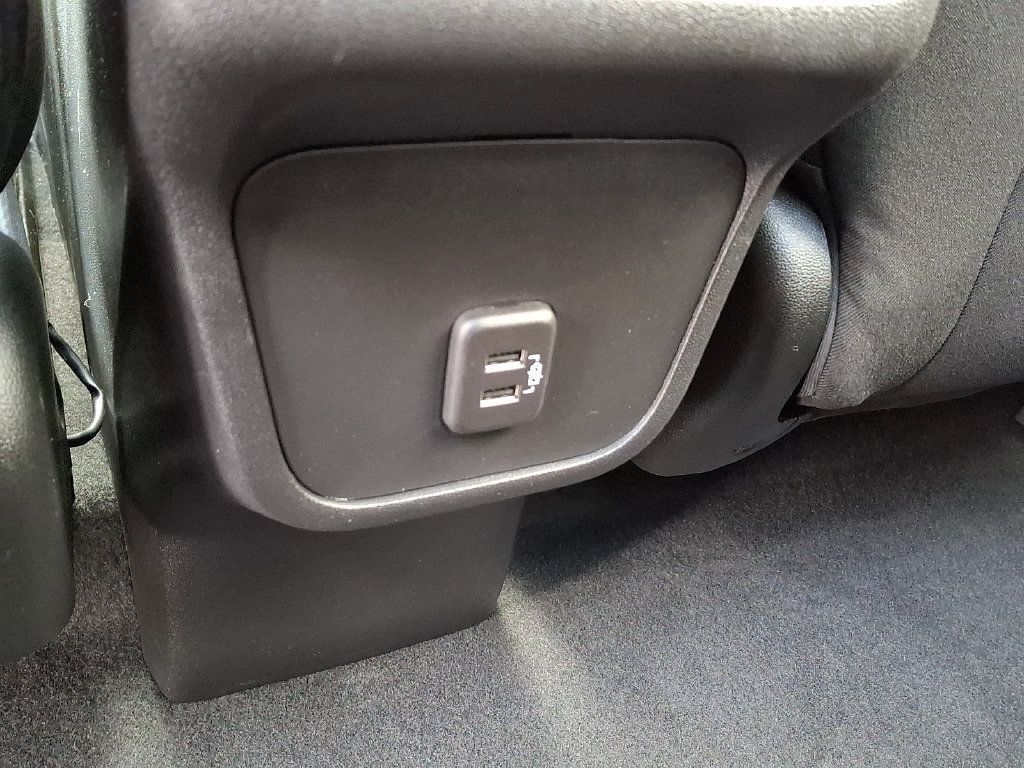 Used 2023 Chevrolet Equinox LT AWD/4WD image 14