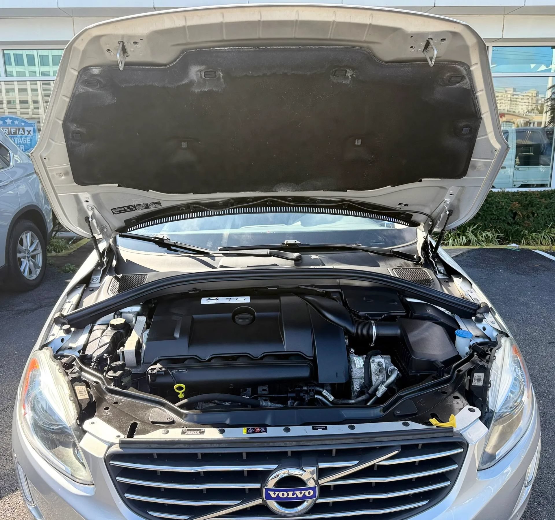 Used 2014 Volvo XC60 T6 AWD/4WD image 40