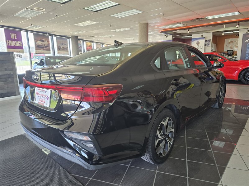 Used 2021 Kia Forte LXS FWD image 5