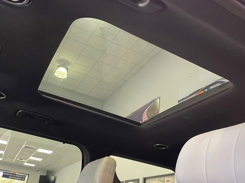 Used 2024 Kia EV9 GT-Line image 32