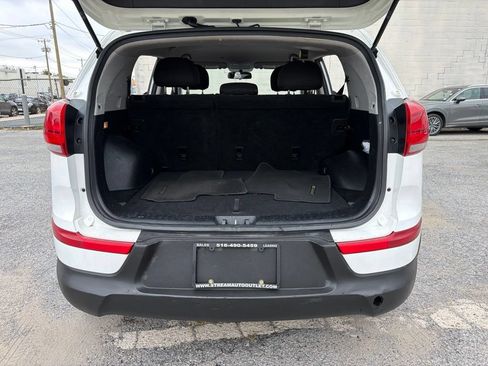 Used 2016 Kia Sportage LX AWD/4WD image 10