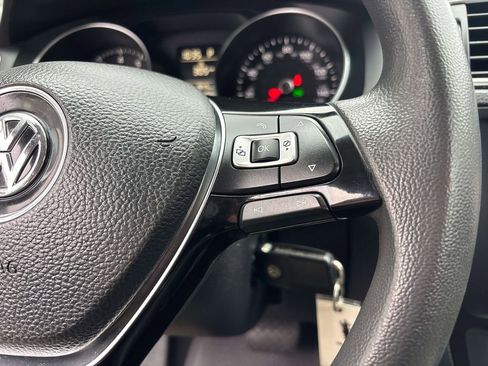 Used 2017 Volkswagen Jetta S w/ Jetta S Cold Weather Package image 17