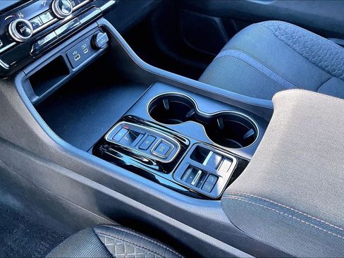 Used 2023 Honda Pilot Sport image 13