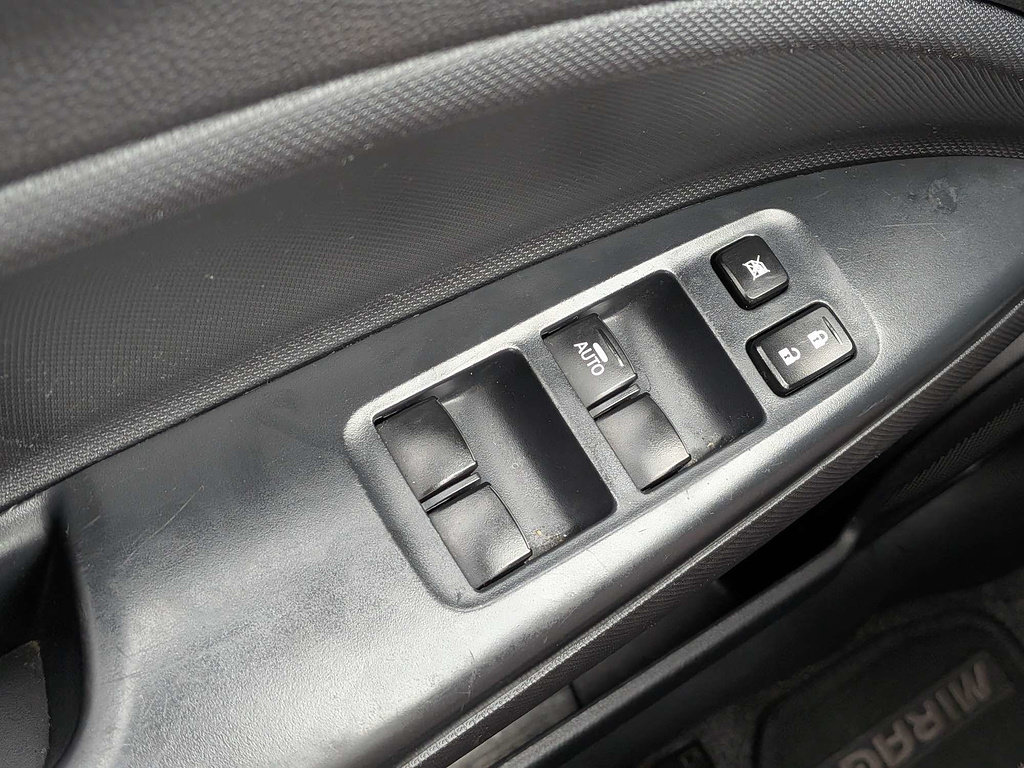 Used 2024 Mitsubishi Mirage ES FWD image 22