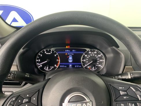 Used 2025 Nissan Altima 2.5 SV FWD image 22