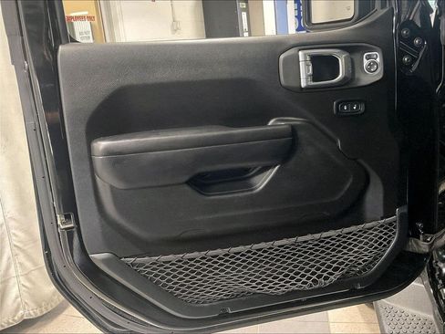 Used 2021 Jeep Wrangler Unlimited Sport AWD/4WD image 9